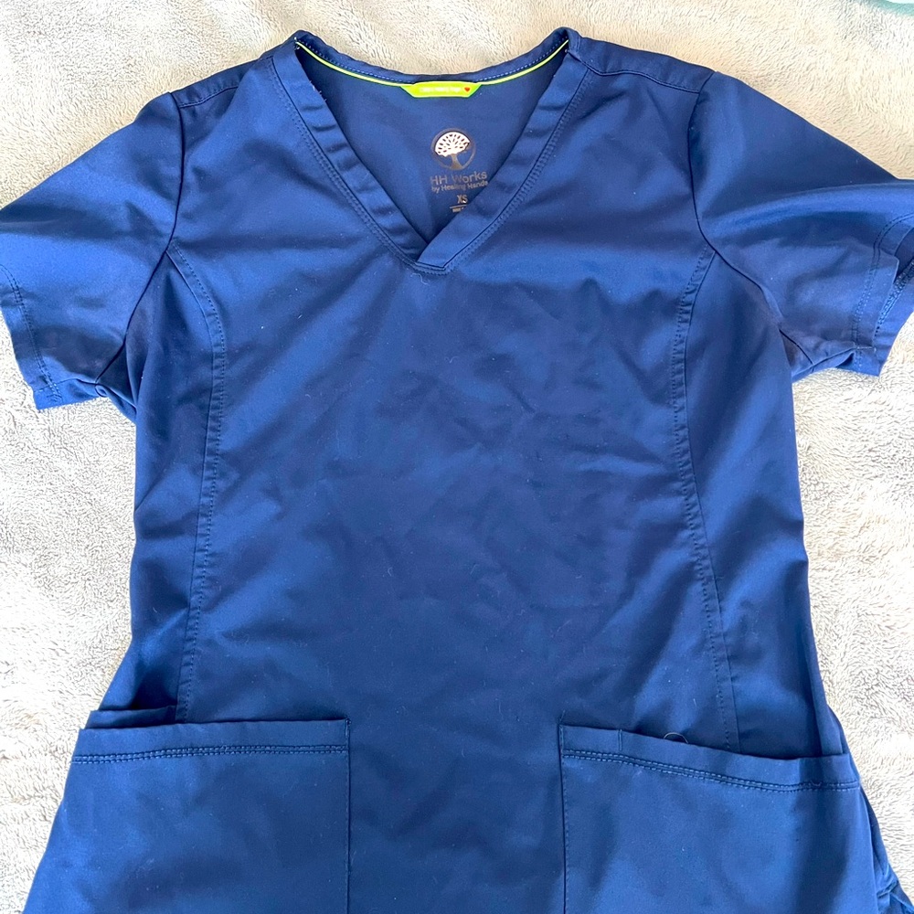 Healing Hands Scrubs. Top size xs. Bottoms size xs